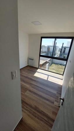 VENTA DUPLEX 3 DORMITORIOS PREMIUM EN DOCTA URBANIZACION ! 