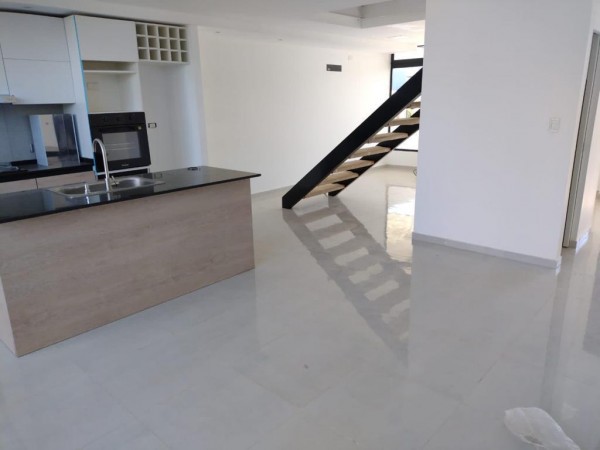 VENTA DUPLEX 3 DORMITORIOS PREMIUM EN DOCTA URBANIZACION ! 