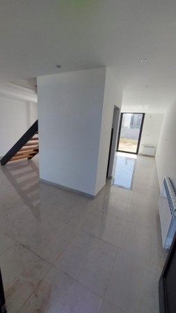 VENTA DUPLEX 3 DORMITORIOS PREMIUM EN DOCTA URBANIZACION ! 
