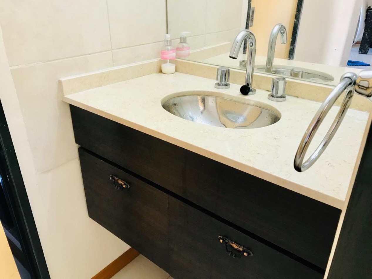 Venta dpto 1 dormitorio amoblado y cochera con Escritura !!!!!