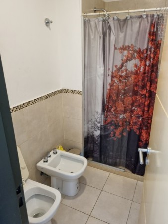 VENTA DPTO DE 1 DORMITORIO Y COCHERA AMOBLADO EN VILLA CARLOS PAZ !!