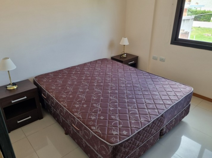 Venta dpto 1 dormitorio amoblado y cochera con Escritura !!!!!