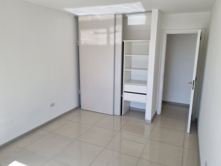 OPORTUNIDAD RETASADO! VENTA DPTO 1 DORMITORIO BALCON CON EXCELENTE VISTA!