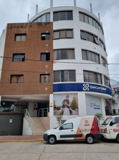 VENTA DPTO 1 DORMITORIO Y COCHERA AMOBLADO CENTRO VILLA CARLOS PAZ !!!!